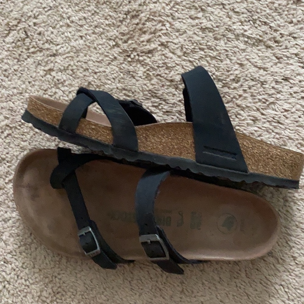 Birkenstock Black Vegan Mayari size 38 R